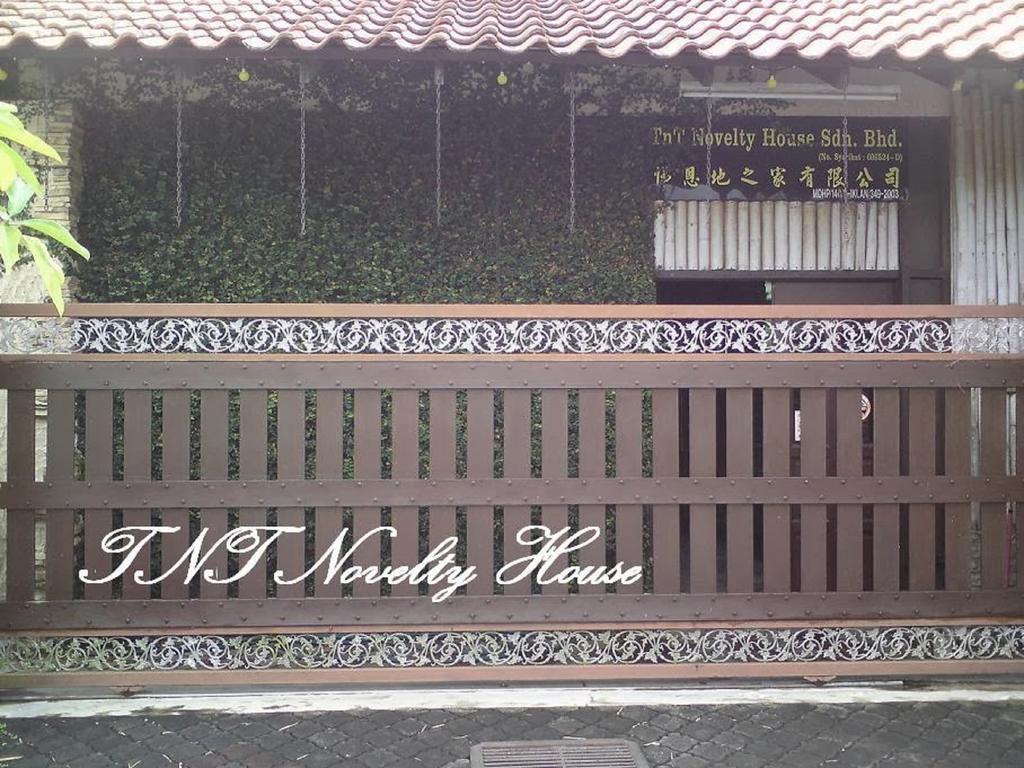 Tnt Novelty House Apartment Teluk Intan Bagian luar foto